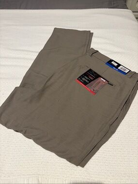 Classic Fit Performance Pants - brindle color